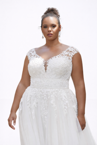 Julietta by Morilee #Lorelai (Curvy Only) #1 Ivory/Prosecco/Honey thumbnail