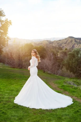 Martin Thornburg Luxe MTL22001 #4 Ivory/Blush thumbnail