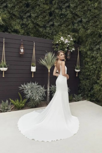 Casablanca Bridal LE110 #4 default Nude/Ivory thumbnail