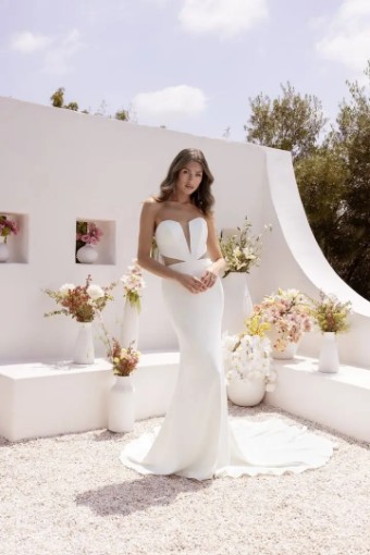 Casablanca Bridal LE140 #0 default Nude/Ivory thumbnail