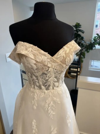 Adore by Justin Alexander 11328 #5 Ivory/Latte thumbnail