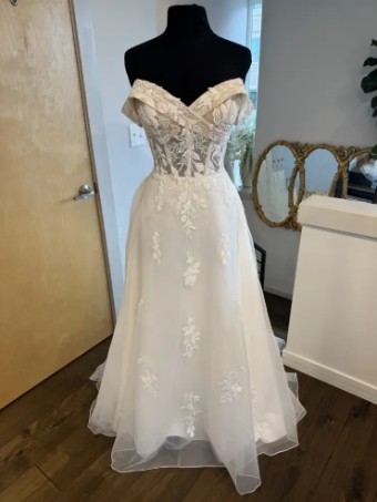 Adore by Justin Alexander 11328 #4 Ivory/Latte thumbnail