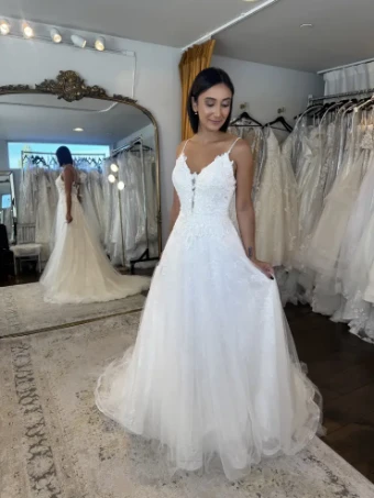 Martin Thornburg 120251 #0 default Ivory/Vanilla thumbnail