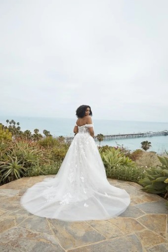 Beloved by Casablanca BL378 #5 default Ivory/Nude/Ivory thumbnail
