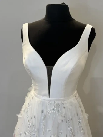 Sophia Tolli Premiere #ST2212 #1 Ivory/Blossom thumbnail