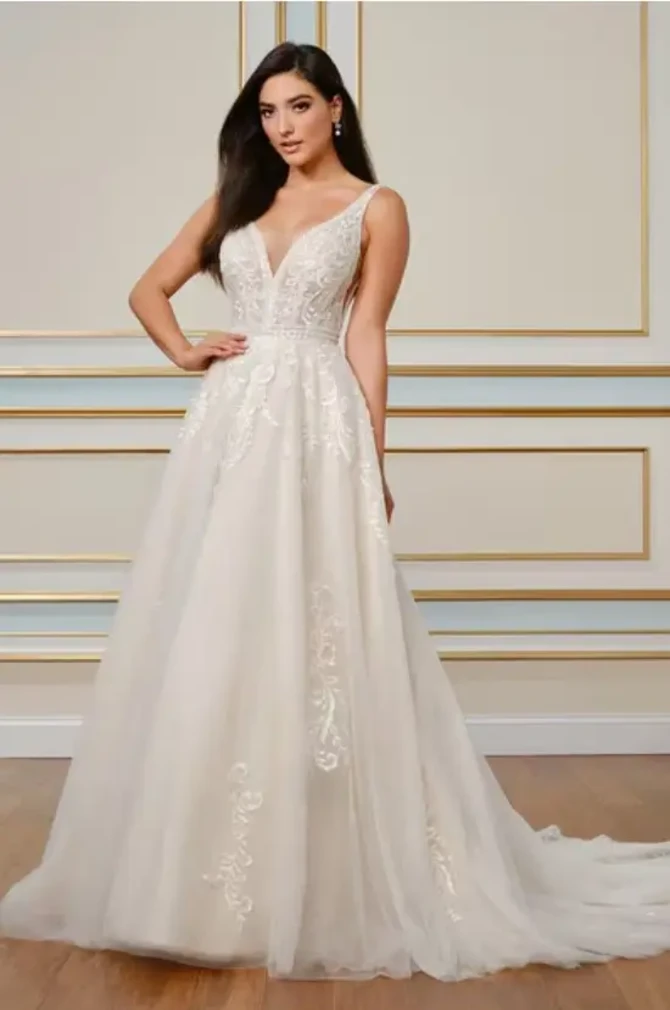 Private Label | Seattle Bridal Rack - Sarah | Seattle Bridal Rack