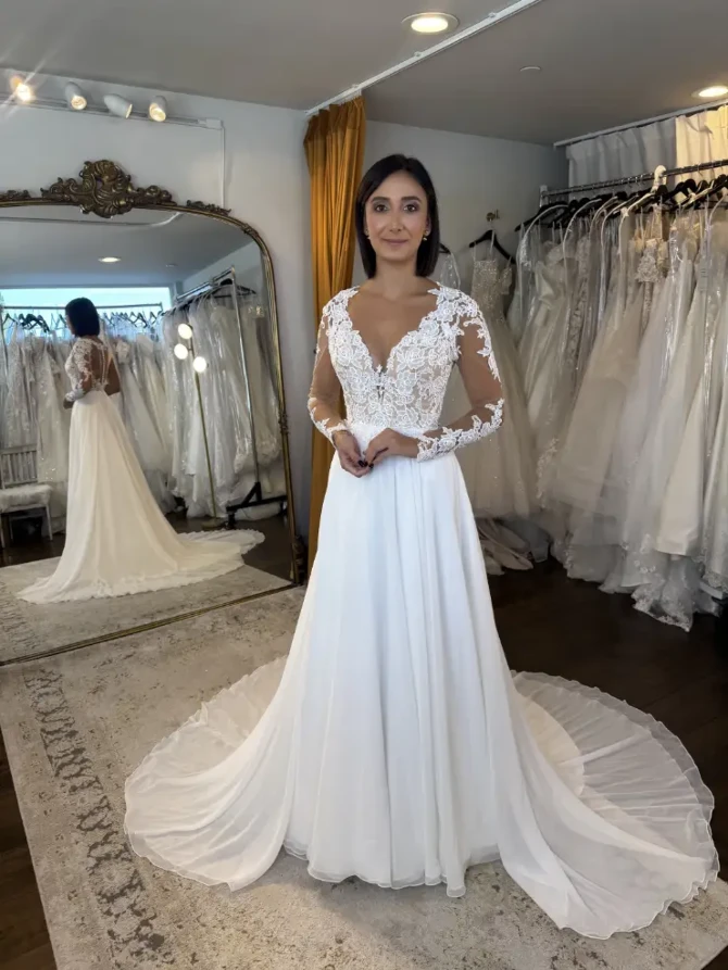 Lillian West | Seattle Bridal Rack - 6422 | Seattle Bridal Rack
