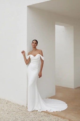 Adore by Justin Alexander 11340 #0 default Ivory thumbnail