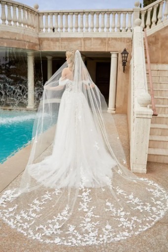 Casablanca Bridal Charmaine #0 default Ivory/Ivory/Silver thumbnail