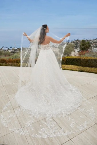 Casablanca Bridal Addilyn #0 default Ivory thumbnail