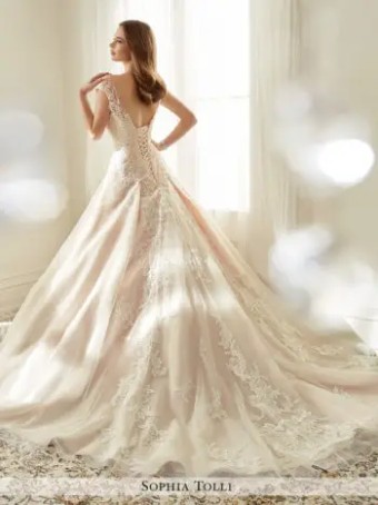 Sophia Tolli Y11705 #1 default White thumbnail