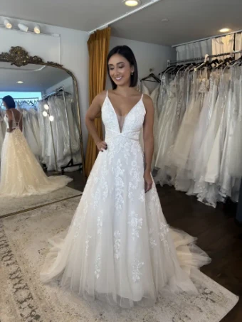 Martin Thornburg #219215-0 #0 default Ivory thumbnail