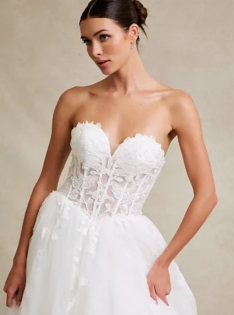Samila Bridal Collection B365 #7 Off White thumbnail