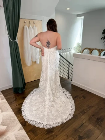 Martin Thornburg #119284FW without overskirt #6 Ivory thumbnail