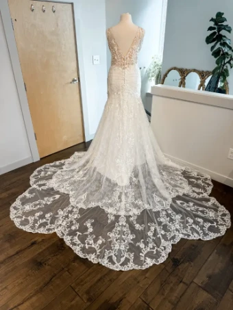 Martin Thornburg #221211W - Detachable Sleeves #5 Ivory thumbnail