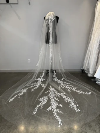 Beloved by Casablanca Clementine Veil CT BL360V-QC5254291 with BL415 Lace #0 default Ivory thumbnail