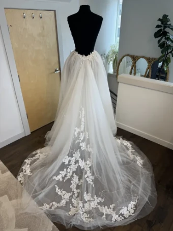 Casablanca Bridal OVERSKIRT - Sasha #2 default Ivory/Ivory/Silver thumbnail
