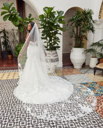 Beloved by Casablanca Maren Veil #1 default Ivory thumbnail