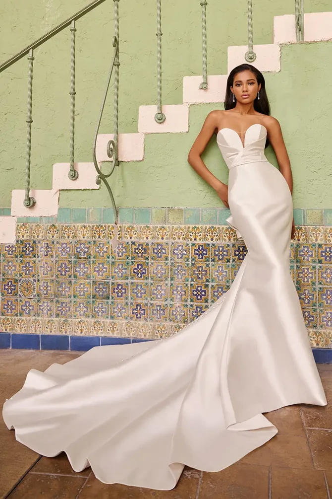 Martin Thornburg | Seattle Bridal Rack - Jade | Seattle Bridal Rack