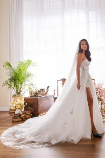 Martin Thornburg Francesca Veil #0 default Diamond White thumbnail