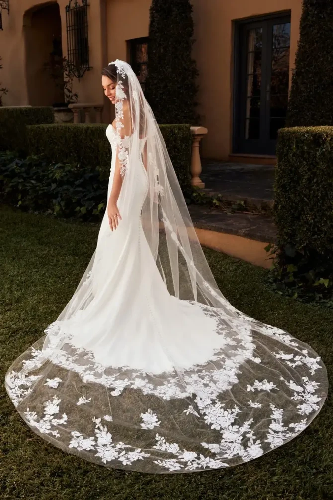 Sophia Tolli | Seattle Bridal Rack - Noelle Veil | Seattle Bridal Rack