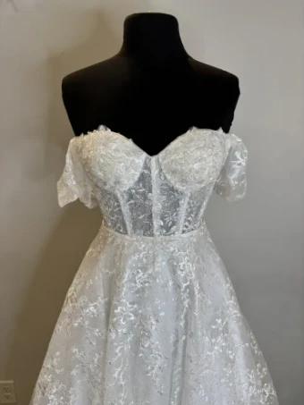 Private Label B304 - Sparkly gown #1 Off White/Nude thumbnail