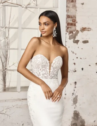 Sincerity Bridal #Erica #1 Ivory/Latte thumbnail