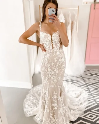 La Premiere #2630 Alina #5 Nude/Ivory thumbnail