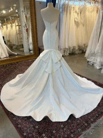 Justin Alexander #JA306 #2 default Ivory/Latte thumbnail