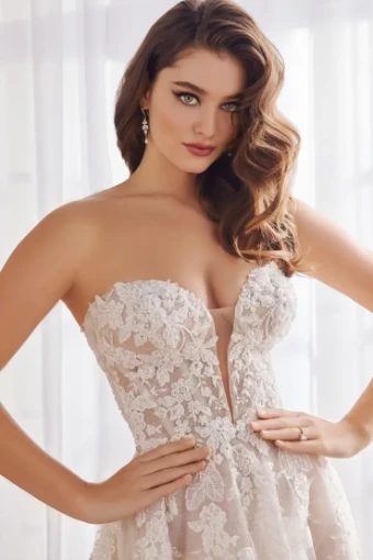 Martin Thornburg #Magnolia #1 Sand/Ivory thumbnail