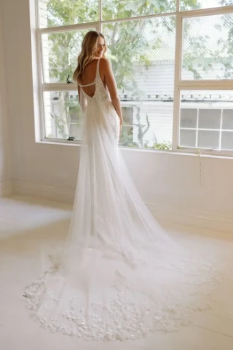 La Premiere #23188 Oceana #2 Nude/Ivory thumbnail