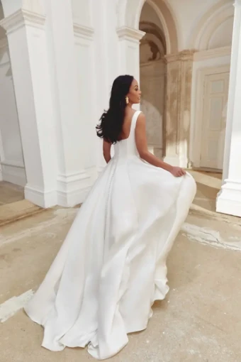 Sincerity Bridal #Debbie (No Slit Version) #4 Ivory thumbnail