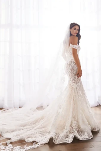 Martin Thornburg #Camille #1 Diamond White thumbnail