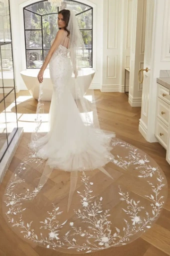 Casablanca Bridal Lenora Veil #0 default Ivory/Silver thumbnail