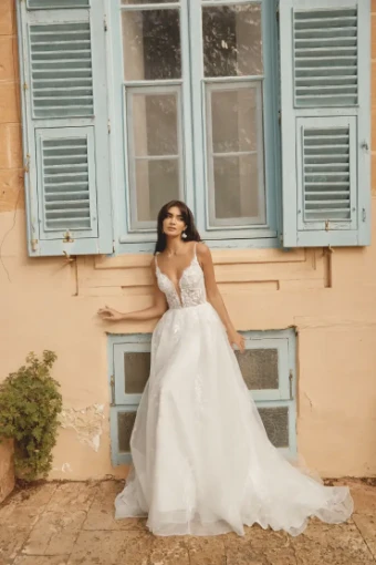 Sincerity Bridal #Rosalia #5 Ivory/Latte thumbnail