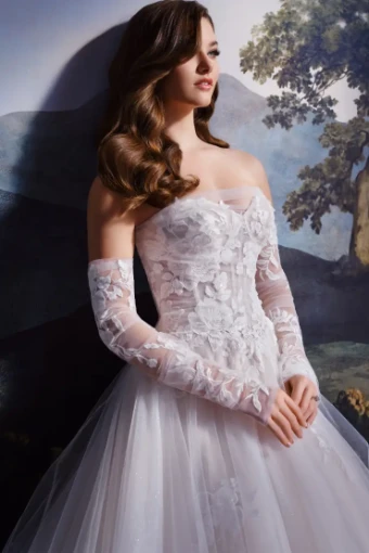 Martin Thornburg #Nadine #1 Ivory thumbnail