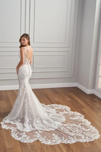 Martin Thornburg #Tanya #1 default Ivory thumbnail