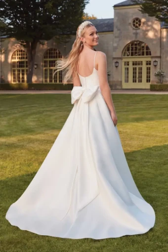 Sincerity Bridal #Dove #1 Ivory thumbnail