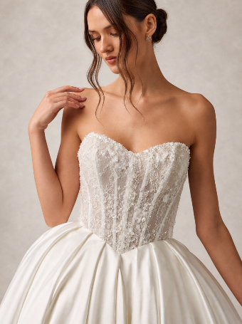 Samila Bridal Collection B386 #7 Off White thumbnail