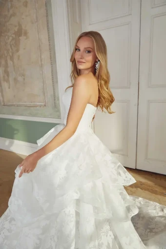 Sincerity Bridal #Maren (Zipper Version) #4 Ivory thumbnail