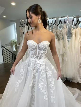 La Premiere #22144 Leta - Non-Beaded #5 Nude/Ivory thumbnail