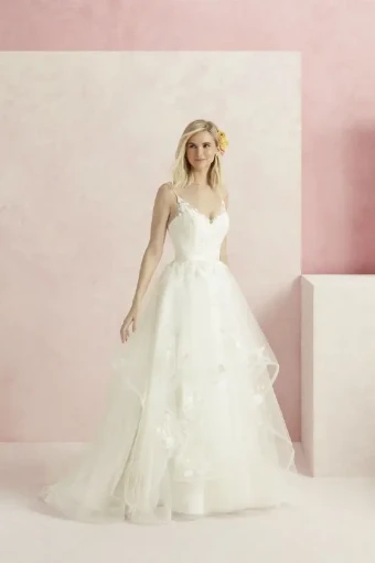 Beloved by Casablanca #Lily #0 default Ivory thumbnail