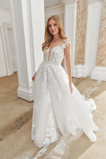 Sincerity Bridal #Desireé #6 Sand/Ivory/Latte thumbnail