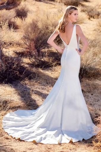 Enchanting by Mon Cheri 220119 #1 default Diamond White thumbnail